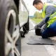 پنچرگیری و تعویض لاستیک در ملایر